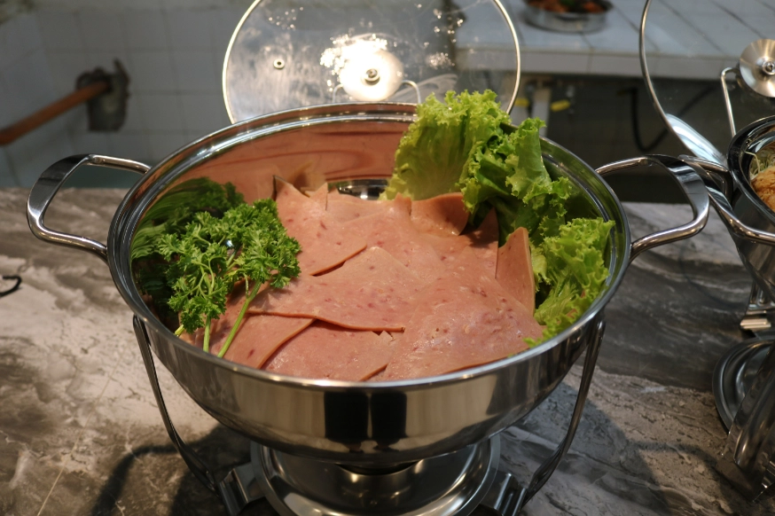 伙食