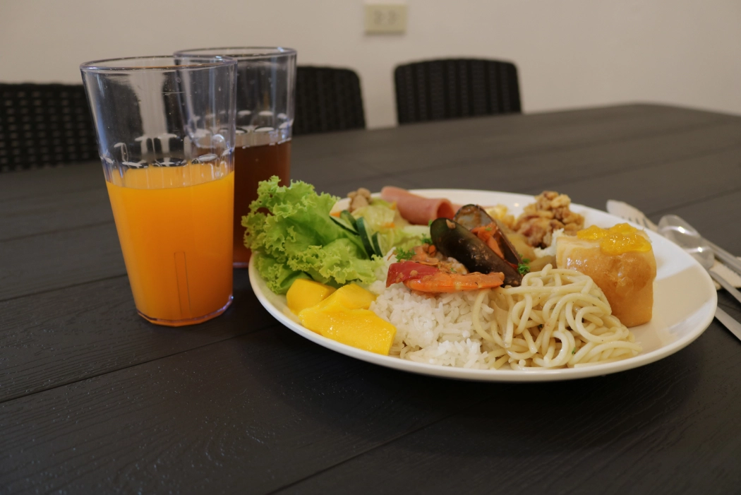 伙食