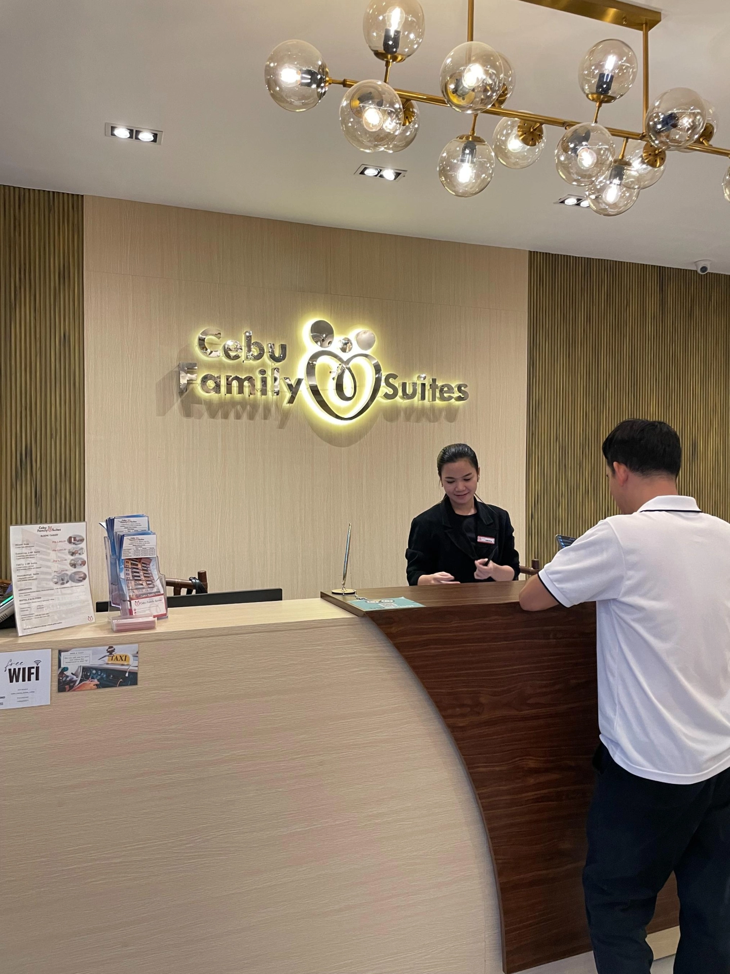 校外飯店