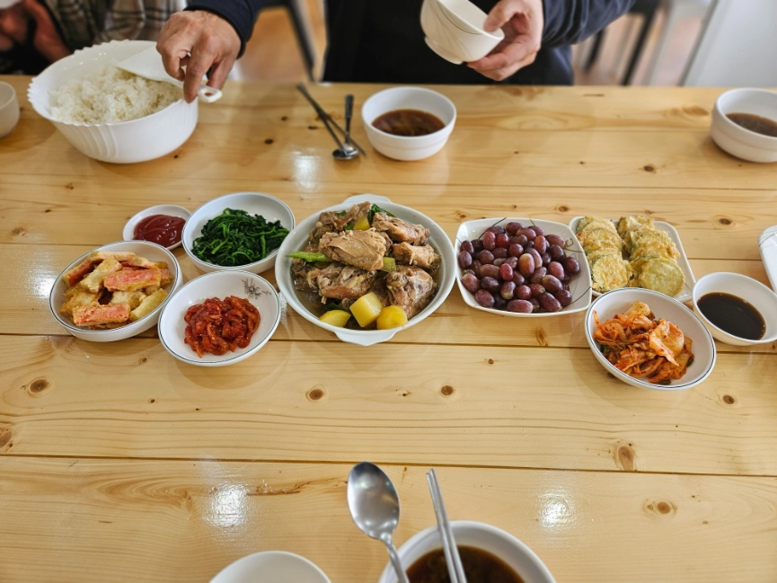 MONOL SPARTA餐食