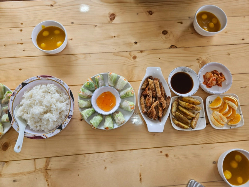 MONOL SPARTA餐食