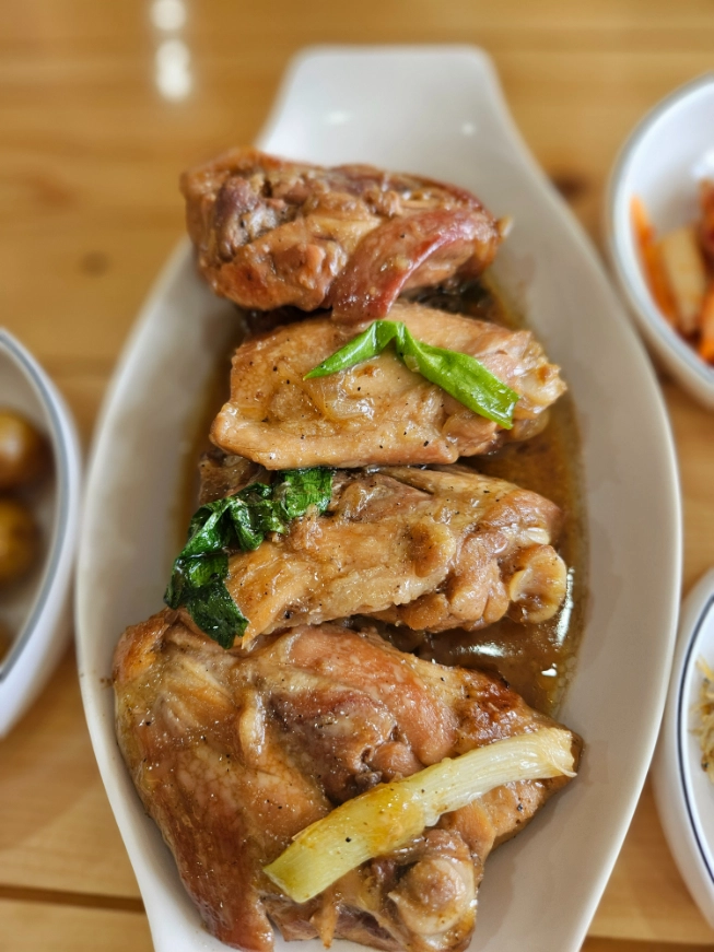 MONOL SPARTA餐食