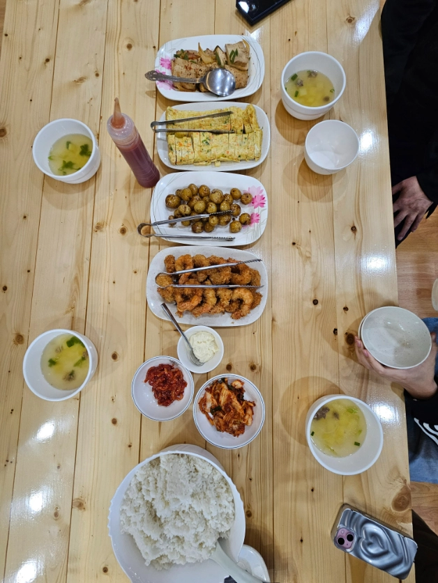 MONOL SPARTA餐食