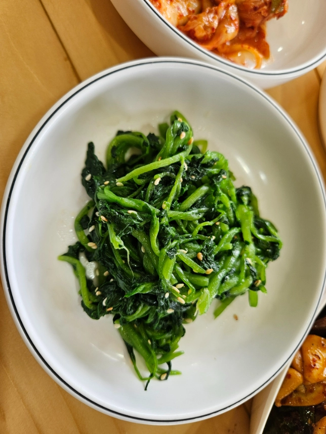 MONOL SPARTA餐食