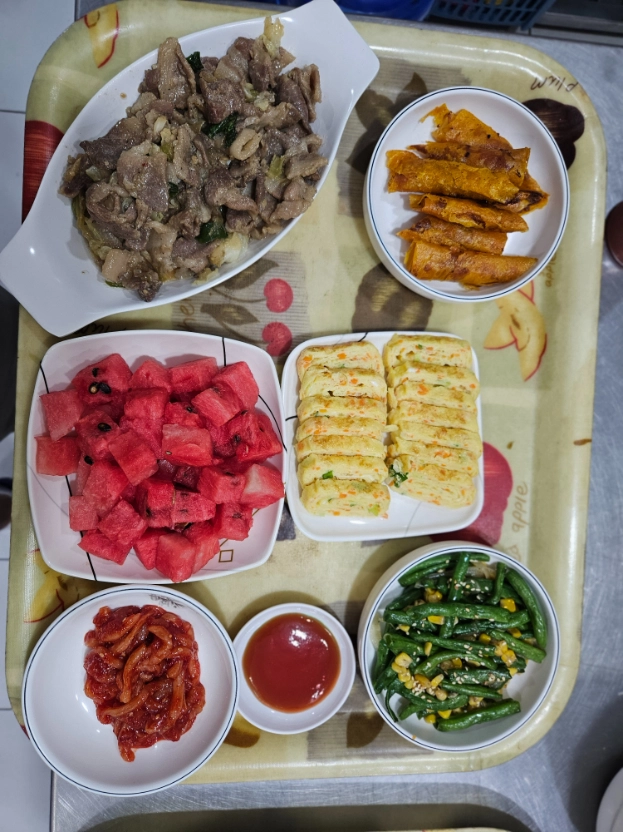 MONOL SPARTA餐食