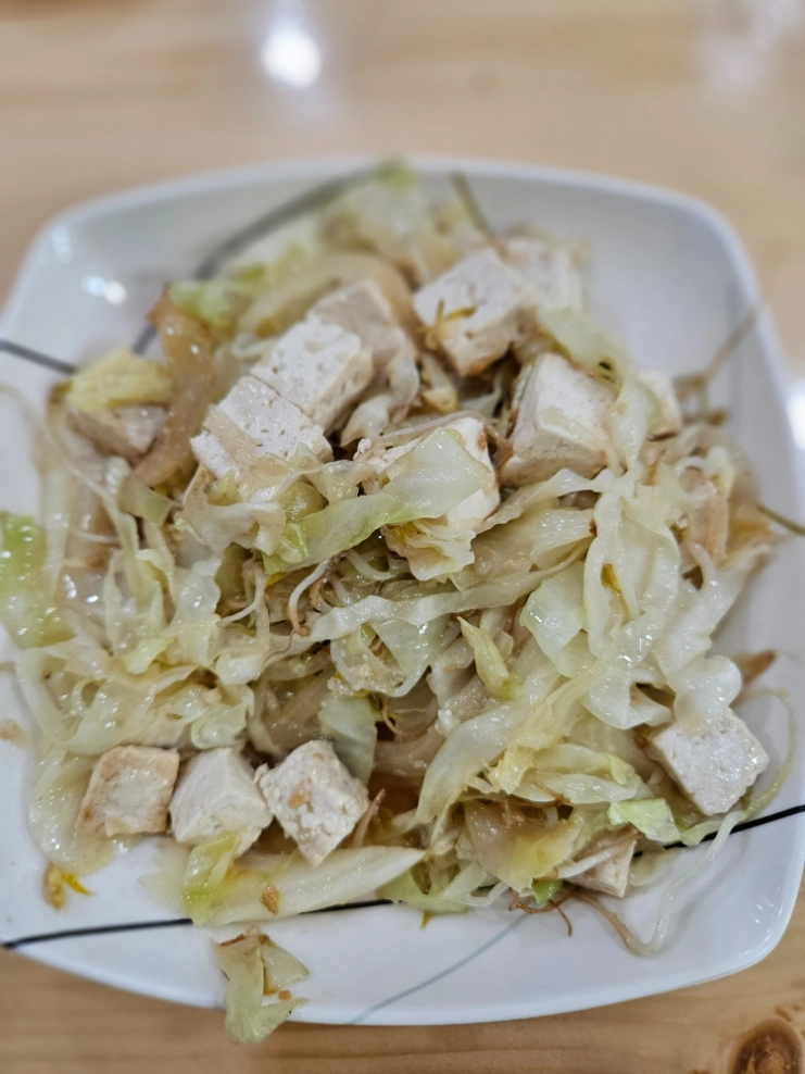 MONOL SPARTA餐食