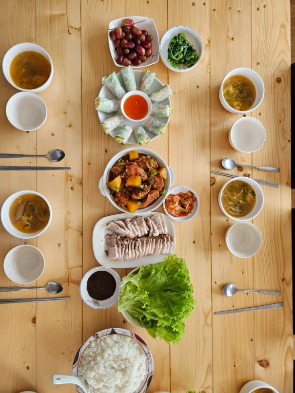 MONOL SPARTA餐食