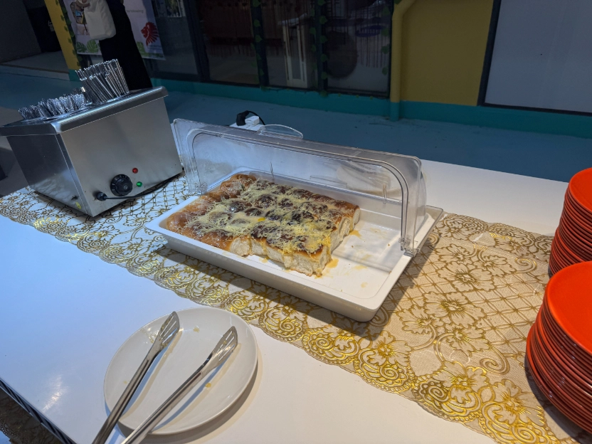學校餐食相關照片