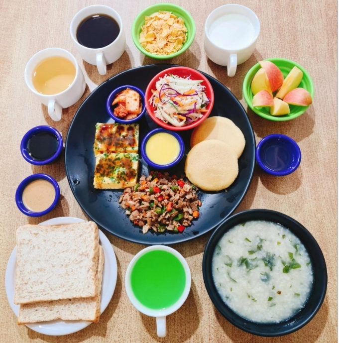 學校餐食照片