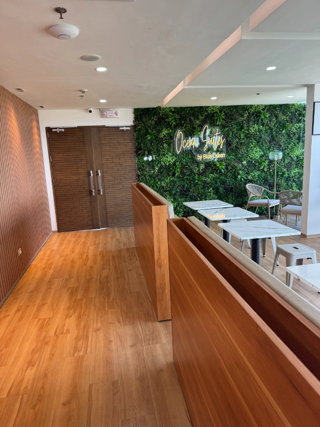SKY lounge