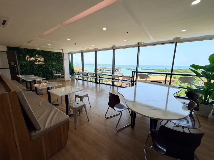 SKY lounge
