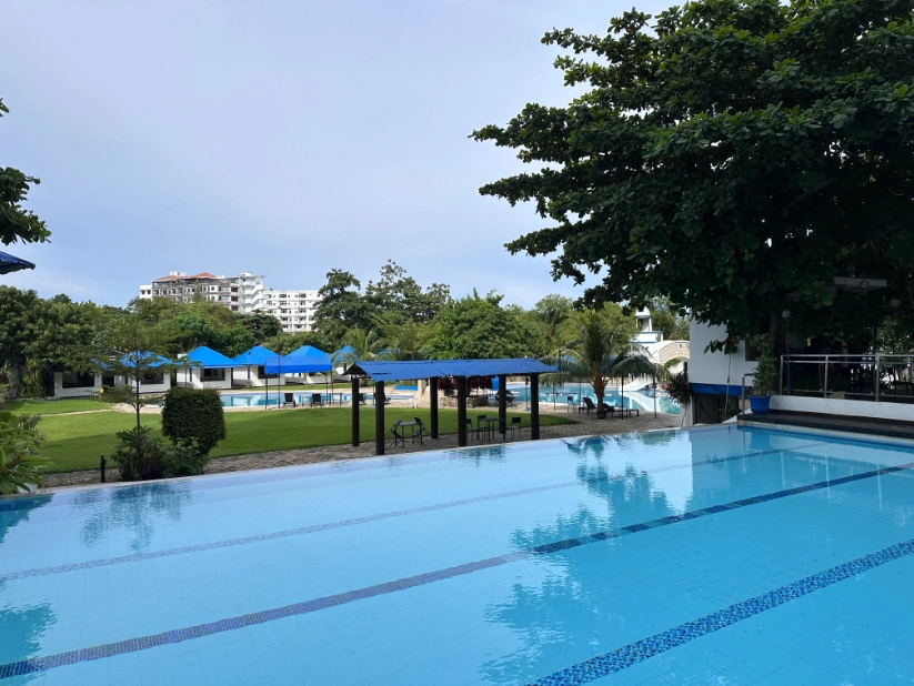 一樓泳池