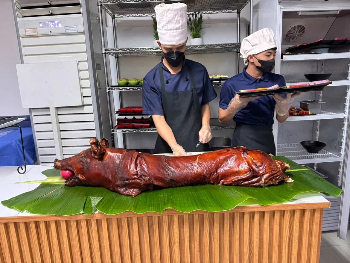 學校提供餐食