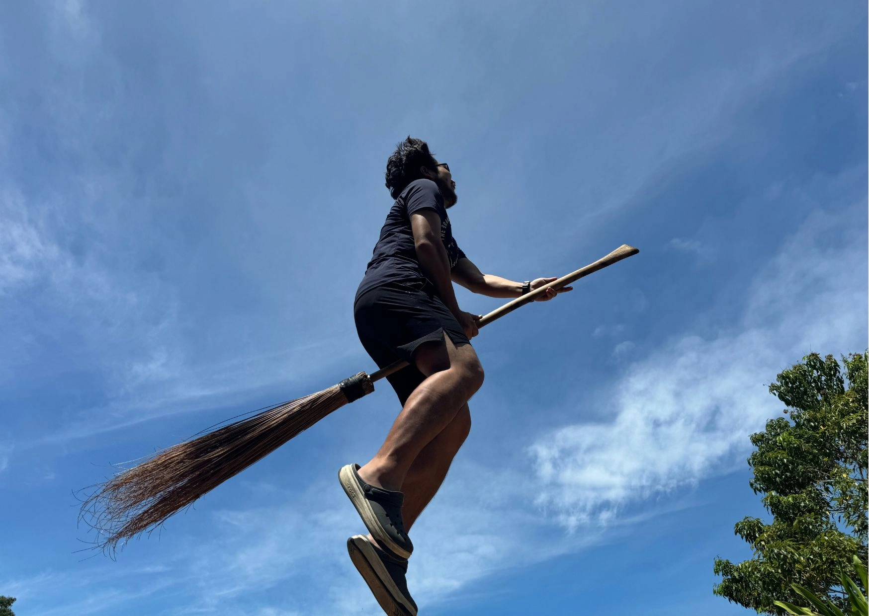 Hapitanan:飛天掃帚的魔法瞬間